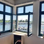 Daire Yachthafenidyll - Direkte Wasserlage Am Hafen Karlshagen