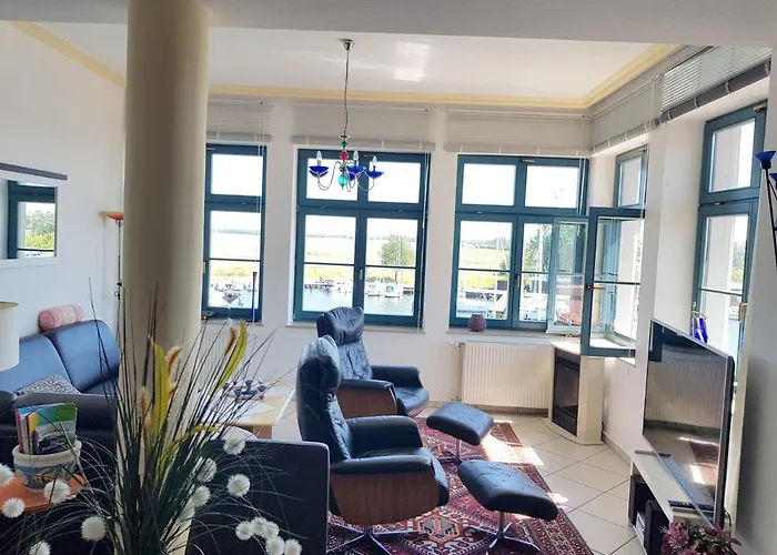 Apartmán Ferienwohnung Yachthafenidyll - Direkte Wasserlage Am Hafen