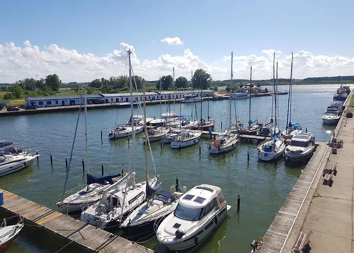 Ferienwohnung Yachthafenidyll - Direkte Wasserlage Am Hafen Apartmán Karlshagen