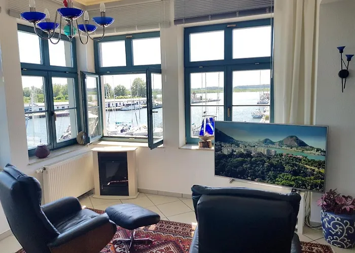 Ferienwohnung Yachthafenidyll - Direkte Wasserlage Am Hafen * Karlshagen