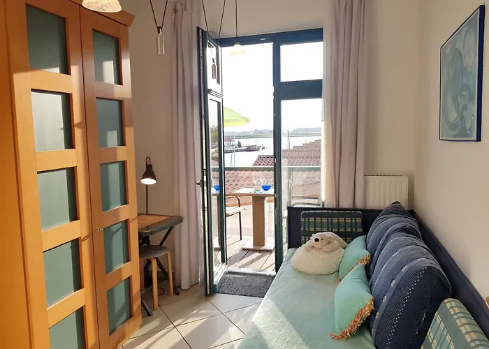 Ferienwohnung Yachthafenidyll - Direkte Wasserlage Am Hafen * Karlshagen